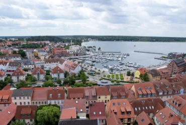 Luftaufnahme von Waren, Müritzsee, Mecklenburg Vorpommern, Deutschland